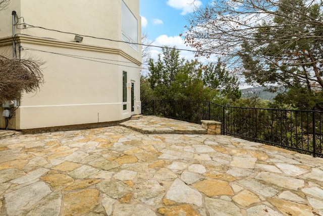 5310 Scenic View Dr, Austin, TX 78746 - view of patio / terrace