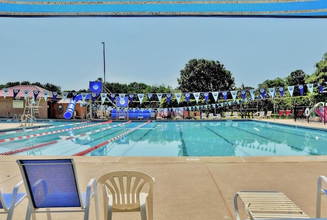 7419 Dallas Dr, Austin, TX 78729 - view of community pool
