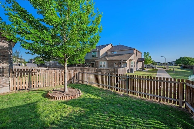 505 Pearly Eye Dr Unit B, Pflugerville, TX 78660 - view of yard with a fenced backyard