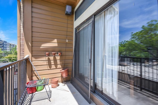 2802 Nueces St Unit 312, Austin, TX 78705 - view of balcony