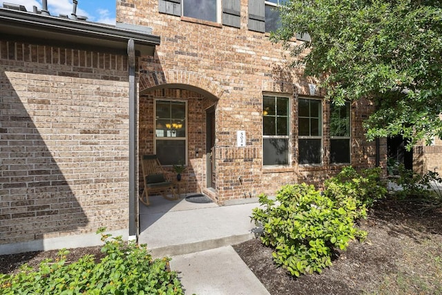 7220 Wyoming Springs Dr Unit 502, Round Rock, TX 78681 - photo 2