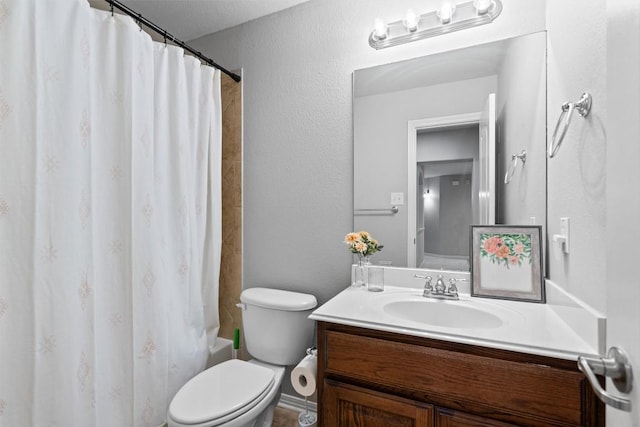 3912 Walsh Ranch Blvd, Round Rock, TX 78681 - full bath with vanity and shower / bath combo
