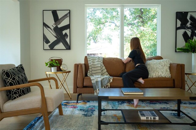 2001 Forest Trl, Austin, TX 78703 - view of living area