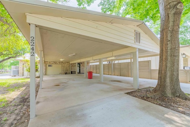 view of patio featuring driveway