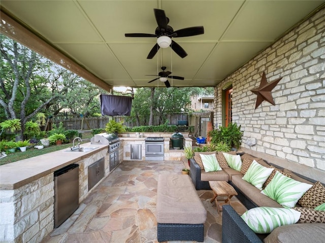 6407 Poncha Pass, Austin, TX 78749 - view of patio with a sink, an outdoor living space, and ceiling fan