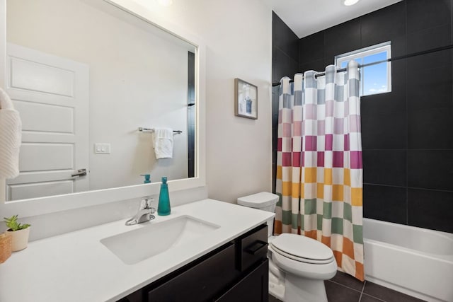 14108 Laurinburg Dr, Austin, TX 78717 - full bathroom featuring vanity, tile patterned flooring, and shower / bath combo