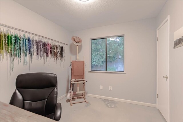 618 Smoke Signal Pass, Pflugerville, TX 78660 - office space featuring baseboards