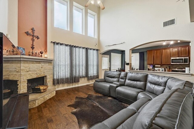 2301 Ambling Trl, Pflugerville, TX 78660 - photo 3