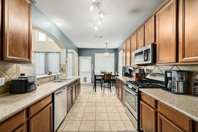 2301 Ambling Trl, Pflugerville, TX 78660 - photo 8