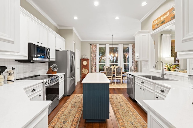 109 Lost Spur, Horseshoe Bay, TX 78657 - kitchen featuring a sink, stainless steel appliances, dark wood finished floors, and white cabinetry