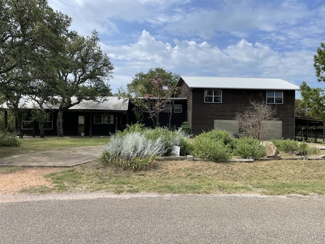 401 County Road 128, Burnet, TX 78611 - view of front of house with metal roof