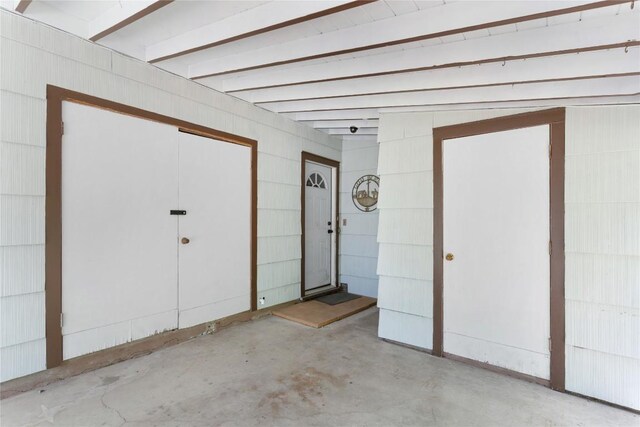 607 Gilmore St, Taylor, TX 76574 - view of garage