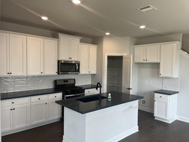 8401 Cumbrae Ln, Austin, TX 78744 - photo 13