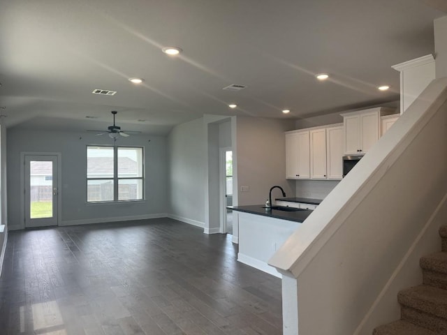 8401 Cumbrae Ln, Austin, TX 78744 - photo 23