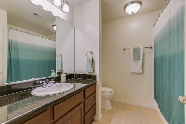 6000 Shepherd Mountain Cv Unit 2007, Austin, TX 78730 - bathroom featuring tile patterned flooring, vanity, toilet, and baseboards