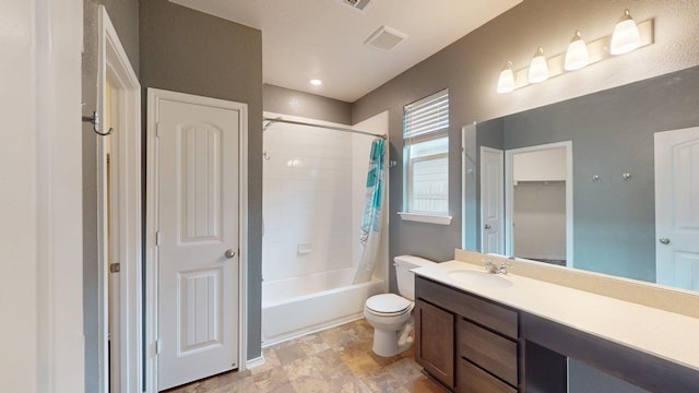 387 Gustaf Trl, Kyle, TX 78640 - full bath with vanity, shower / tub combo, and a closet
