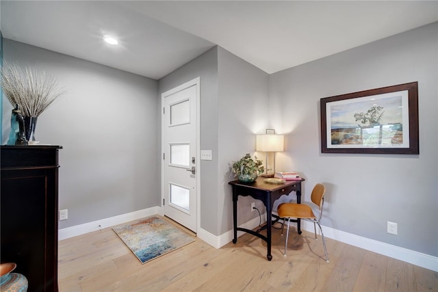 4411 Bilboa Dr, Austin, TX 78759 - foyer entrance with light wood-type flooring, baseboards, and recessed lighting