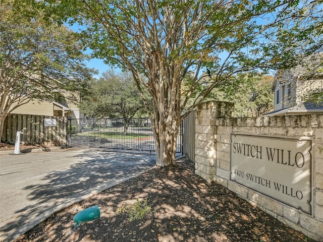 4400 Switch Willo Dr Unit 21, Austin, TX 78727 - photo 3