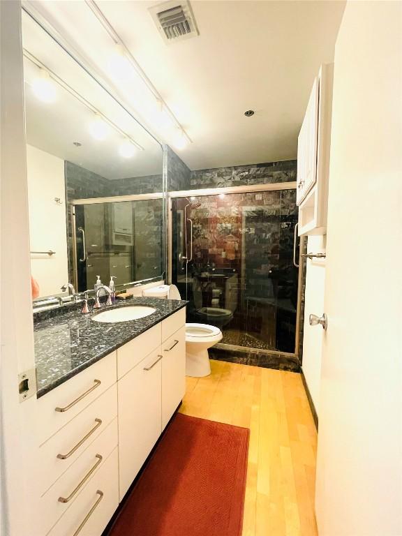 40 N Interstate 35 Unit 4C2, Austin, TX 78701 - photo 18