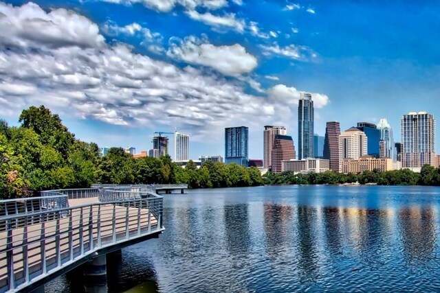 40 N Interstate 35 Unit 4C2, Austin, TX 78701 - photo 27