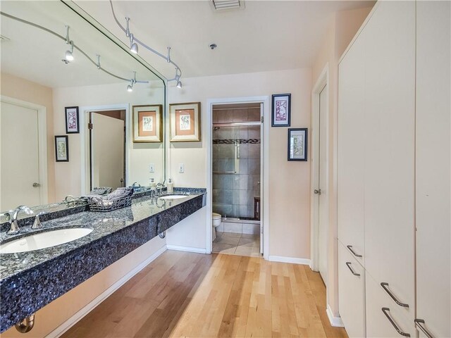 40 N Interstate 35 Unit 4C2, Austin, TX 78701 - photo 20