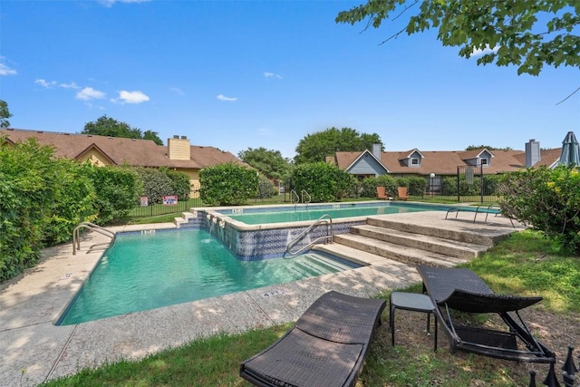 1601 Faro Dr Unit 1102, Austin, TX 78741 - pool featuring fence