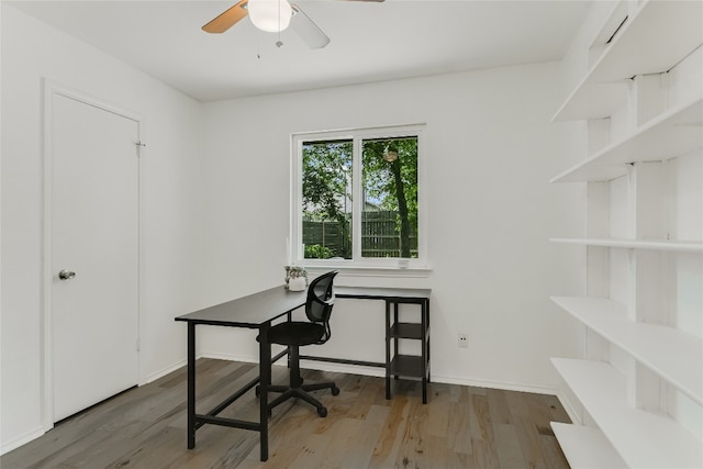 4015 Alexandria Dr, Austin, TX 78749 - office space featuring wood finished floors and ceiling fan