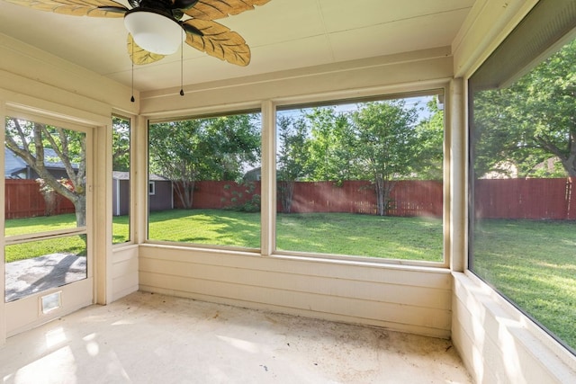 425 Valley Oaks Loop, Georgetown, TX 78626 - unfurnished sunroom with a ceiling fan