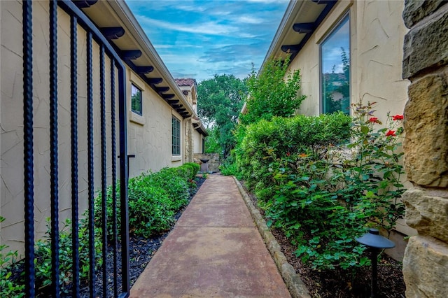 view of home's exterior