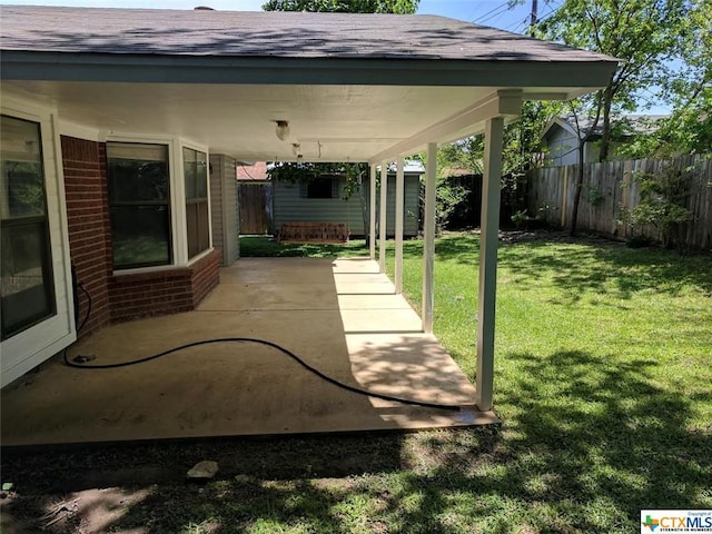 1502 Stratford Dr, Killeen, TX 76549 - view of patio / terrace
