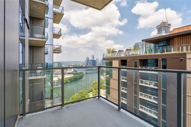 44 E Ave Unit 2907, Austin, TX 78701 - balcony featuring a water view and a view of city