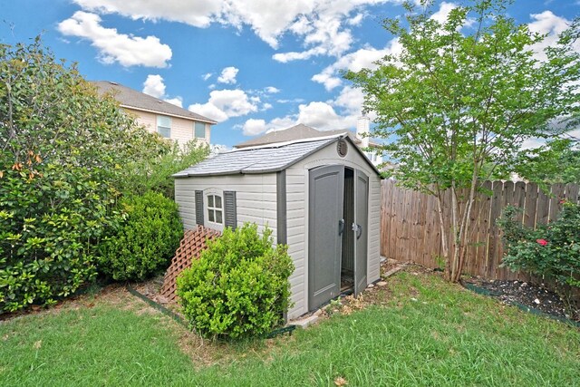 2539 Fayette Dr, New Braunfels, TX 78130 - view of shed