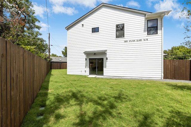 1500 Sylvan Glade Rd Unit 1A, Austin, TX 78745 - back of property featuring a fenced backyard