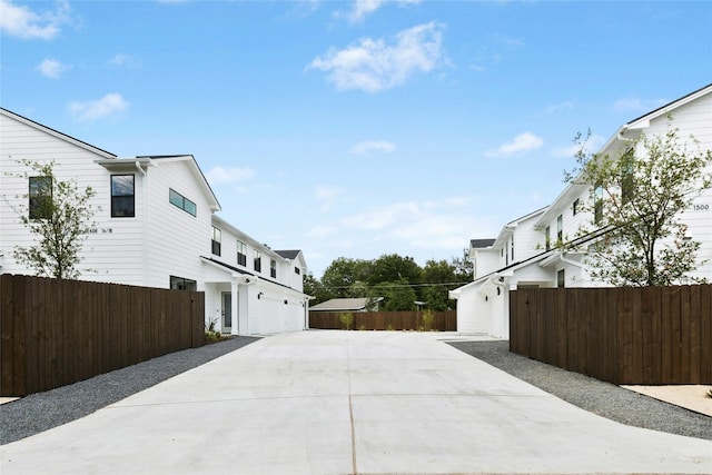 1500 Sylvan Glade Rd Unit 1A, Austin, TX 78745 - view of concrete driveway