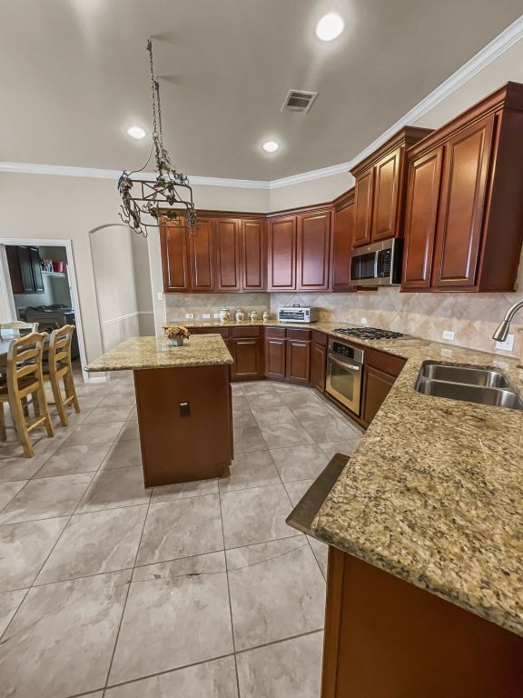 18708 Wind Valley Way, Pflugerville, TX 78660 - photo 13