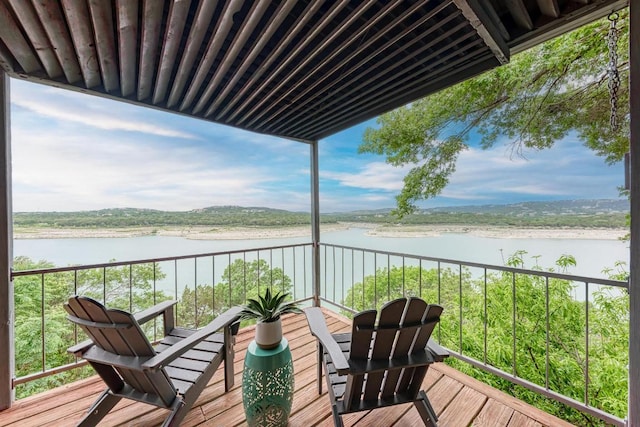 8130 Joy Rd, Volente, TX 78641 - balcony featuring a water view