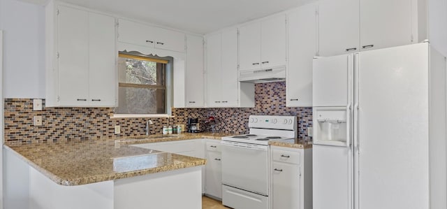 6714 Mtn Trl, Austin, TX 78732 - kitchen featuring white appliances, under cabinet range hood, a sink, a peninsula, and tasteful backsplash
