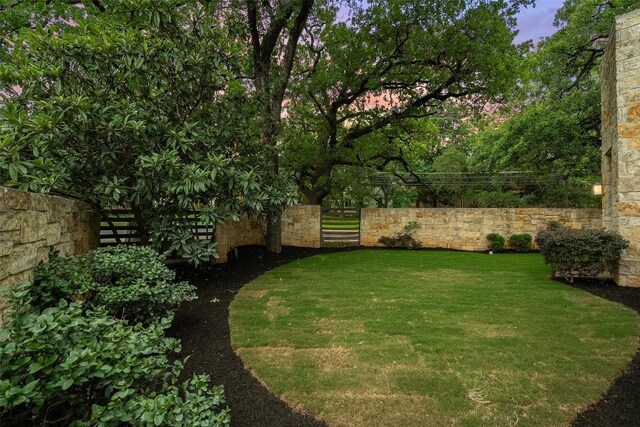 3007 Windsor Rd Unit B, Austin, TX 78703 - photo 35