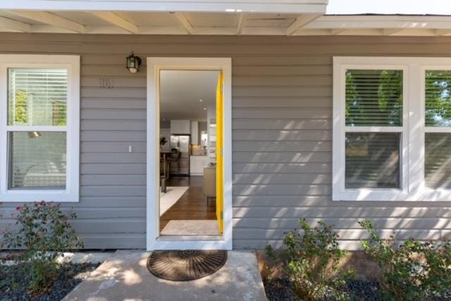 1183 Coleto St, Austin, TX 78702 - view of entrance to property