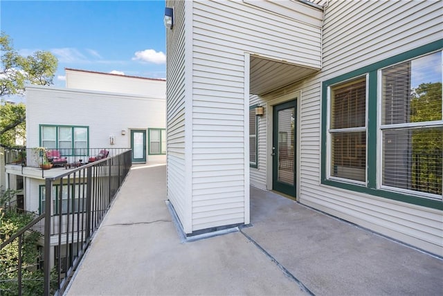 3115 Tom Green St Unit 404, Austin, TX 78705 - view of patio / terrace