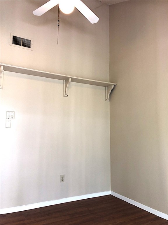 2210 Pearl St Unit 304, Austin, TX 78705 - closet featuring visible vents