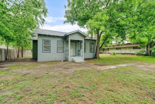 513 San Marcos Hwy, Luling, TX 78648 - view of front facade with roof with shingles