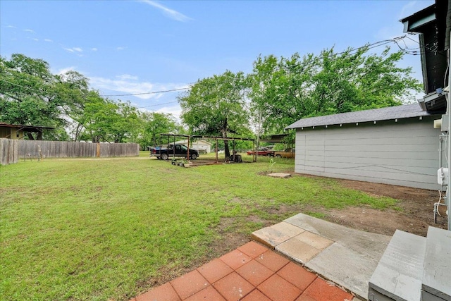 513 San Marcos Hwy, Luling, TX 78648 - view of yard