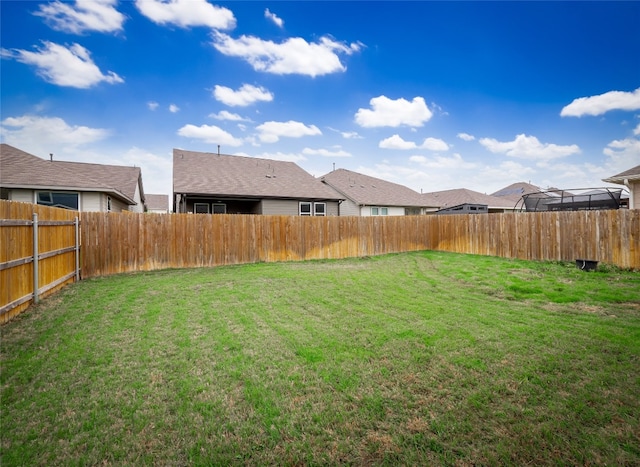 111 Lyrebird Ln, Hutto, TX 78634 - view of yard with a residential view