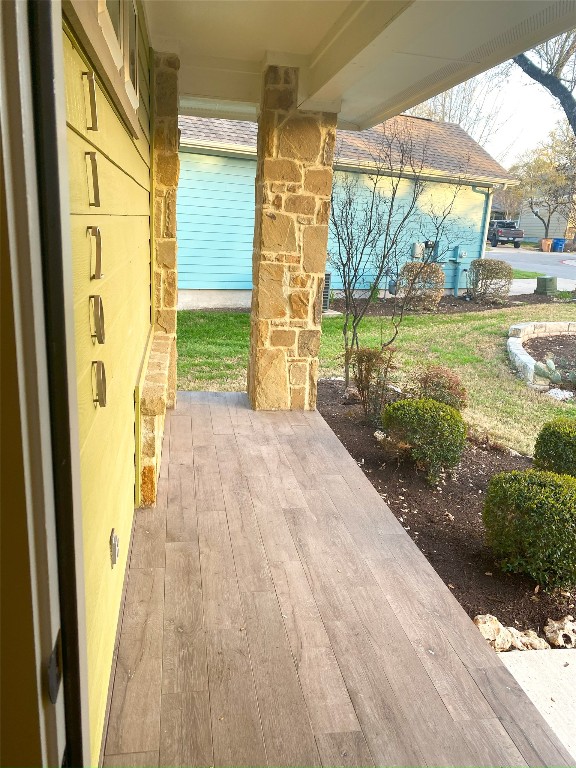 11200 Avery Station Loop Unit 13, Austin, TX 78717 - photo 2