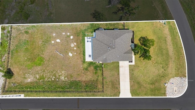 803 Spicewood Trails Dr, Spicewood, TX 78669 - photo 2