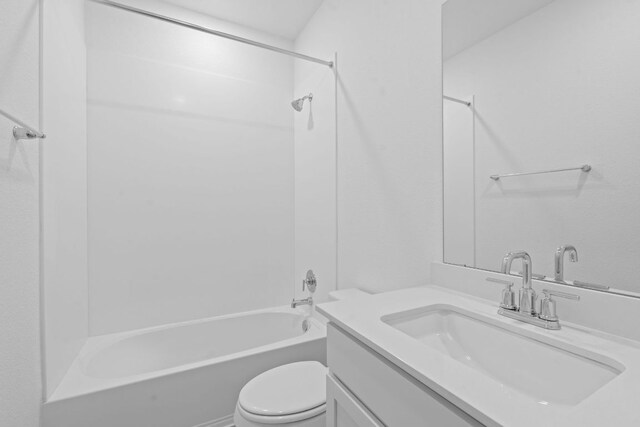 2416 Cattle Baron Trl, Leander, TX 78641 - full bath with toilet, washtub / shower combination, and vanity