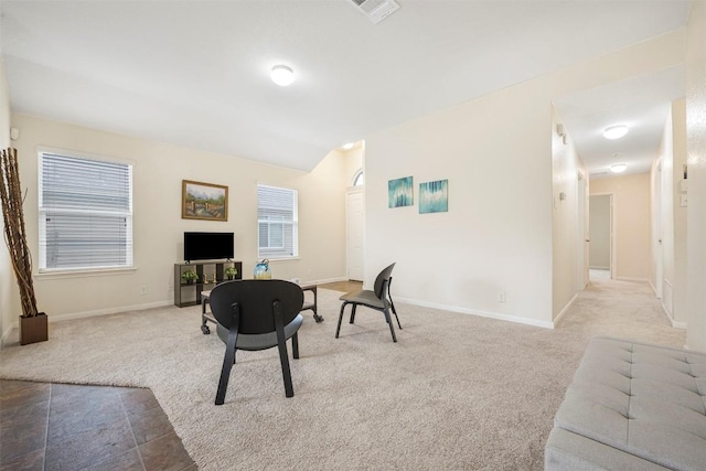 sitting room with carpet and baseboards