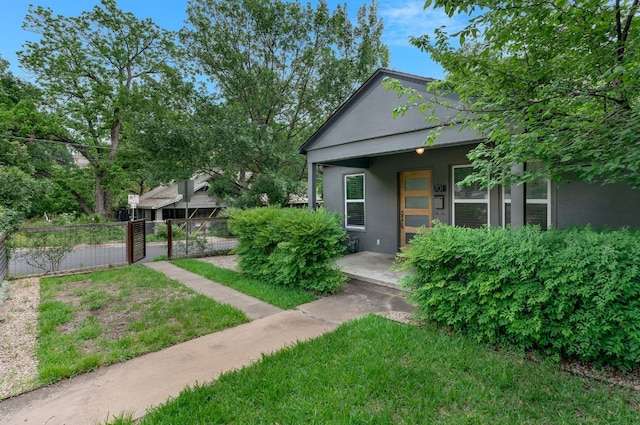 701 Bouldin Ave, Austin, TX 78704 - view of front of property with stucco siding
