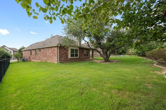 4924 Pyrenees Pass, Bee Cave, TX 78738 - view of fenced backyard